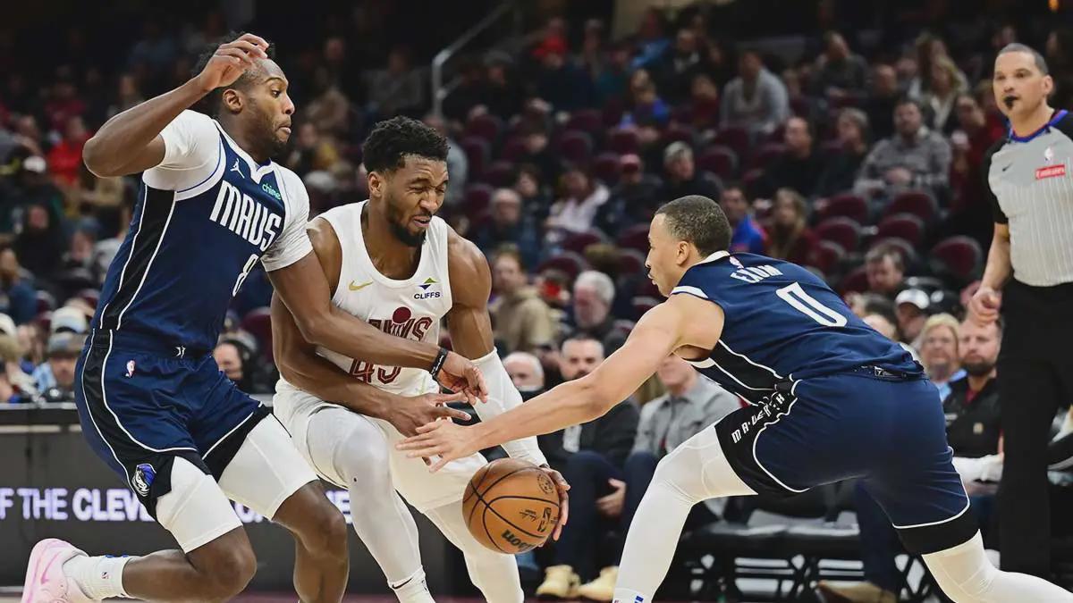 正式官宣,独行侠引爆联盟,澳洲后卫底薪加盟,1800万替补危险了